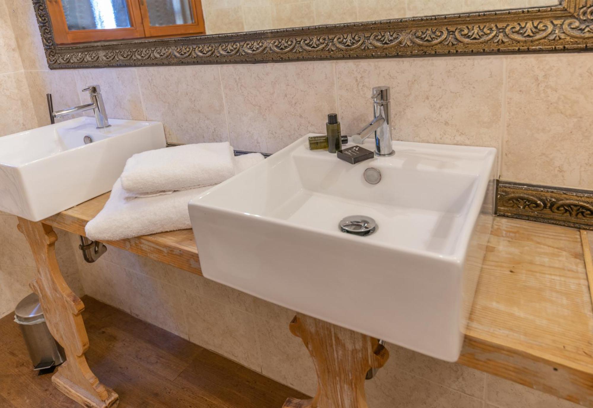 Deluxe Double Room Balcony